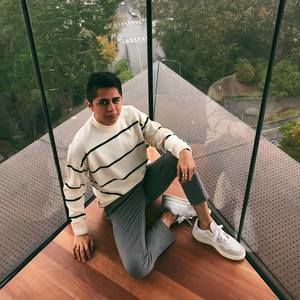 Meet your Posher, Stephen